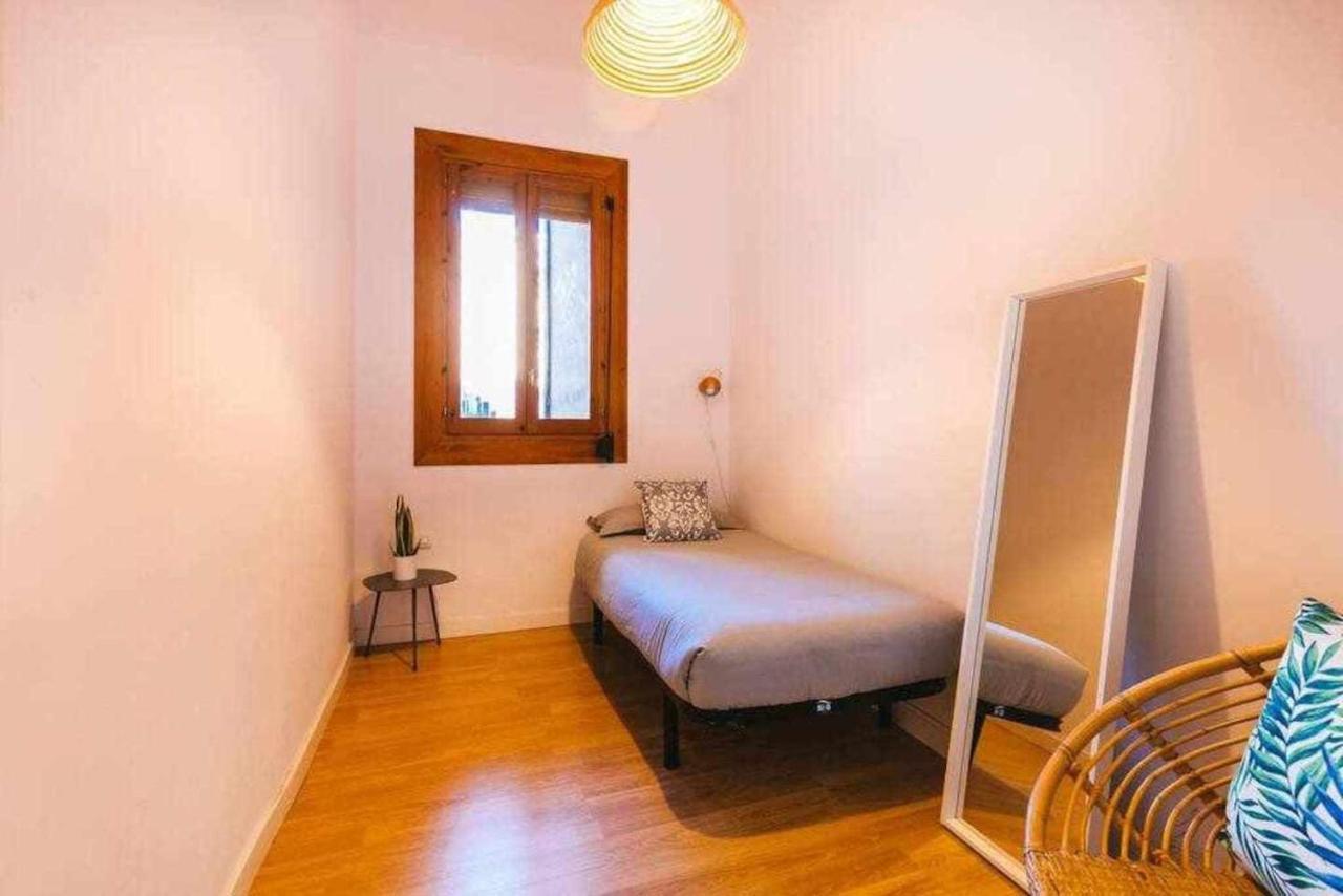 Cozy & Central Apartment バルセロナ エクステリア 写真