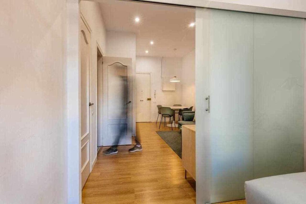Cozy & Central Apartment バルセロナ エクステリア 写真