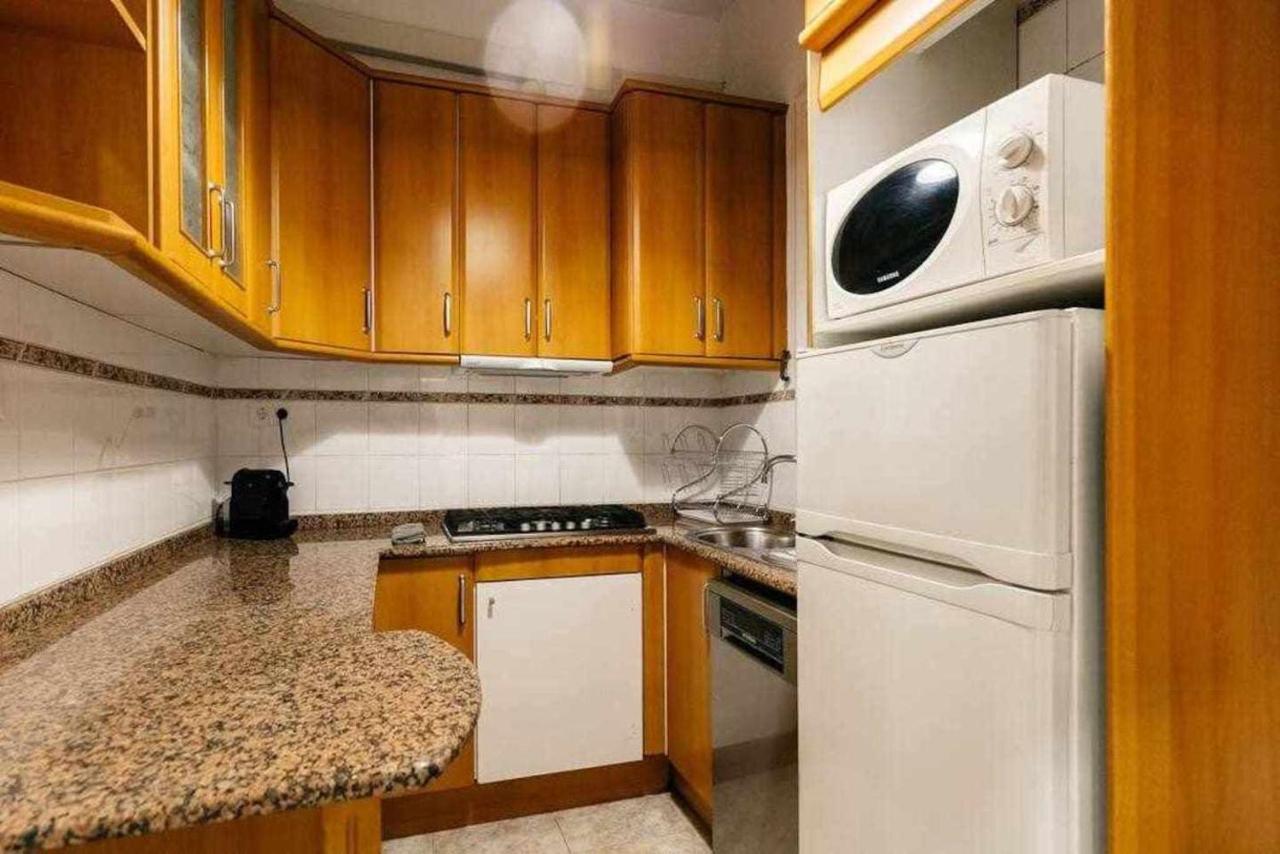 Cozy & Central Apartment バルセロナ エクステリア 写真